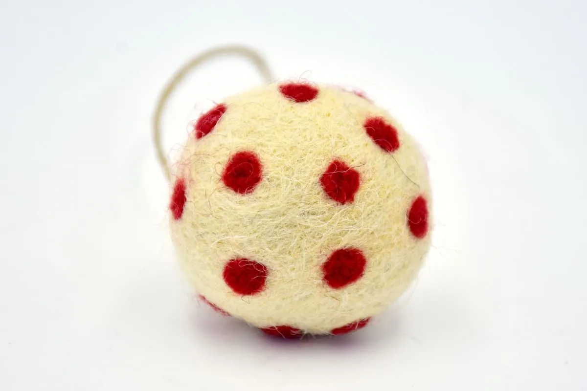 De Kulture Handmade Premium Wool Felt Hanging Felted Ball Set of 3