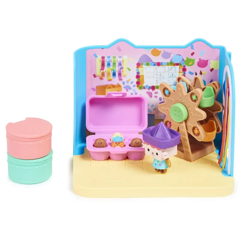 Dreamworks Gabby's Dollhouse Deluxe Room Baby Box Craft-A-Riffic Room