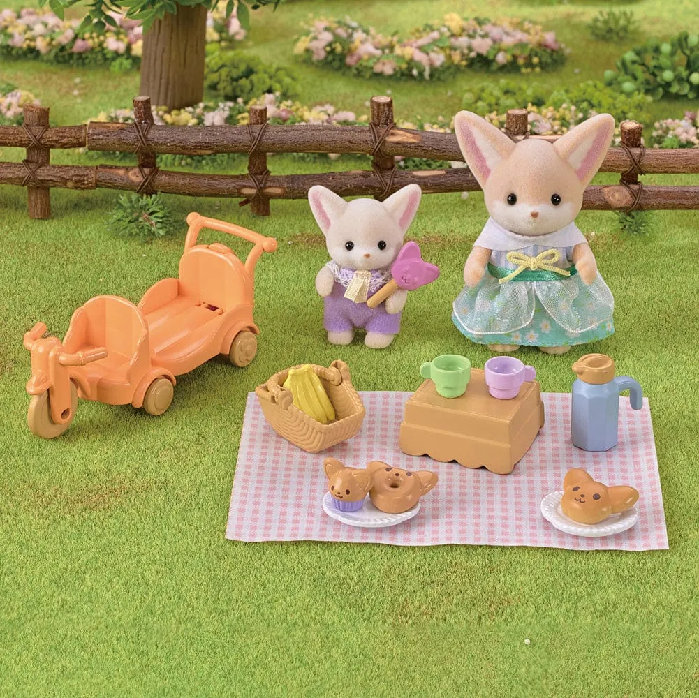 Epoch Calico Critters Fennec Fox Sister & Baby Sunny Picnic Set