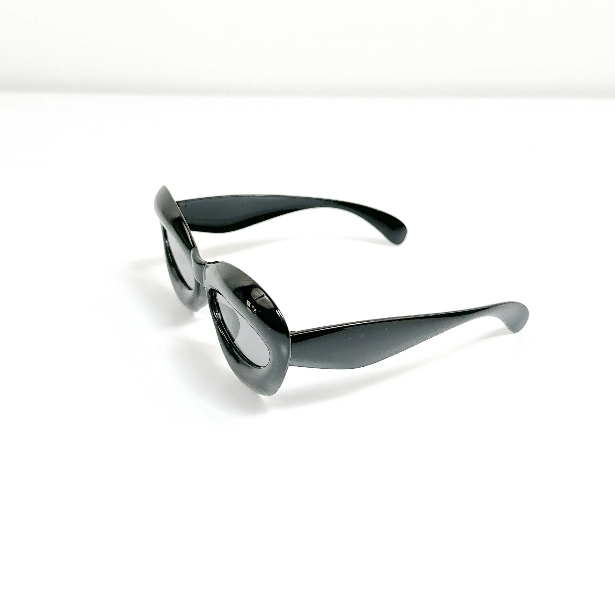 Loevve Sunnies - Black